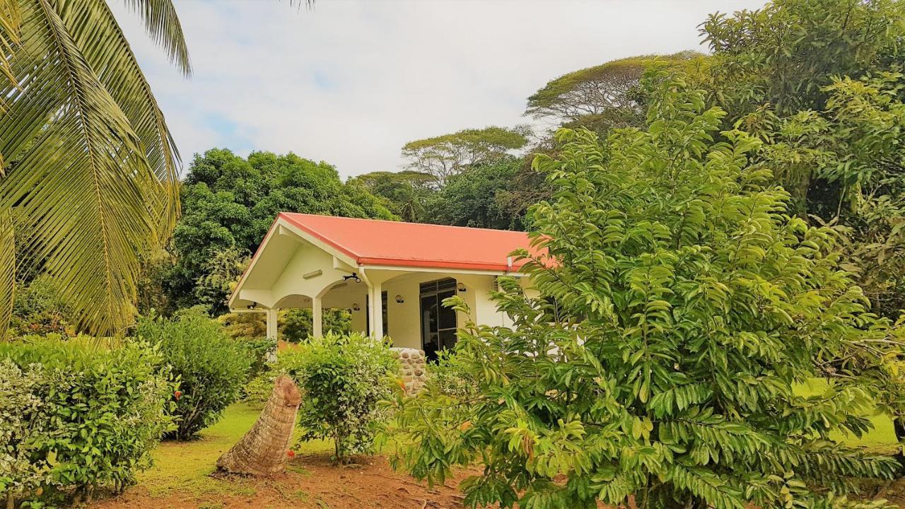 Huahine - Tipanier House Villa Haapu Exterior photo